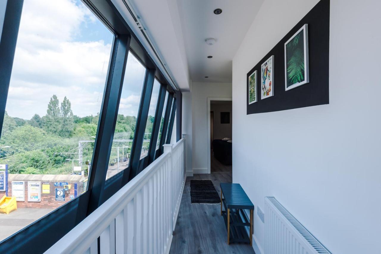 Rest & Recharge At The Station Apartments 맨체스터 외부 사진