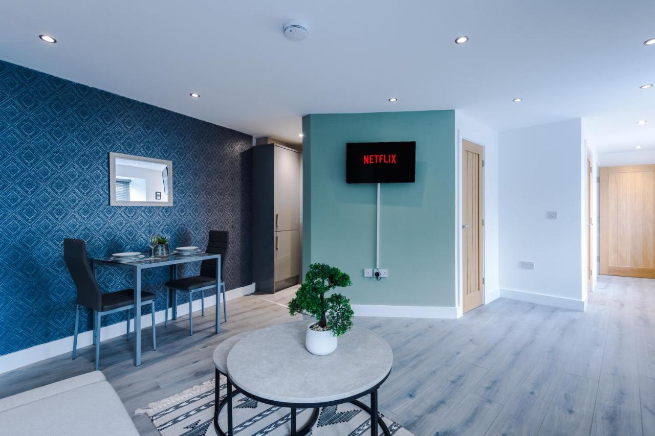 Rest & Recharge At The Station Apartments 맨체스터 외부 사진