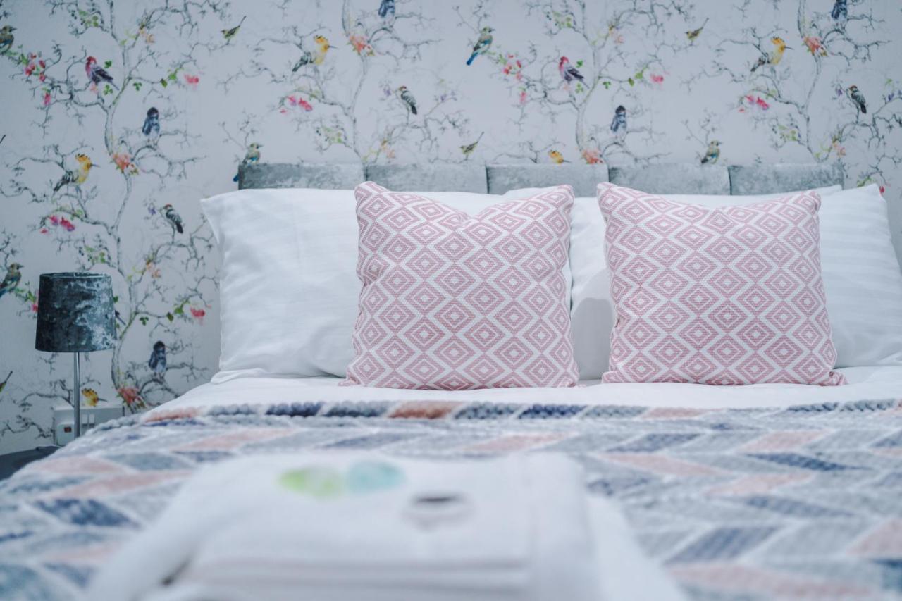 Rest & Recharge At The Station Apartments 맨체스터 외부 사진