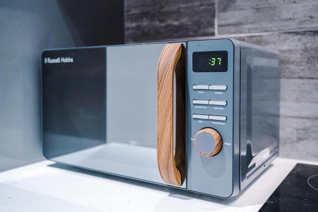 Rest & Recharge At The Station Apartments 맨체스터 외부 사진